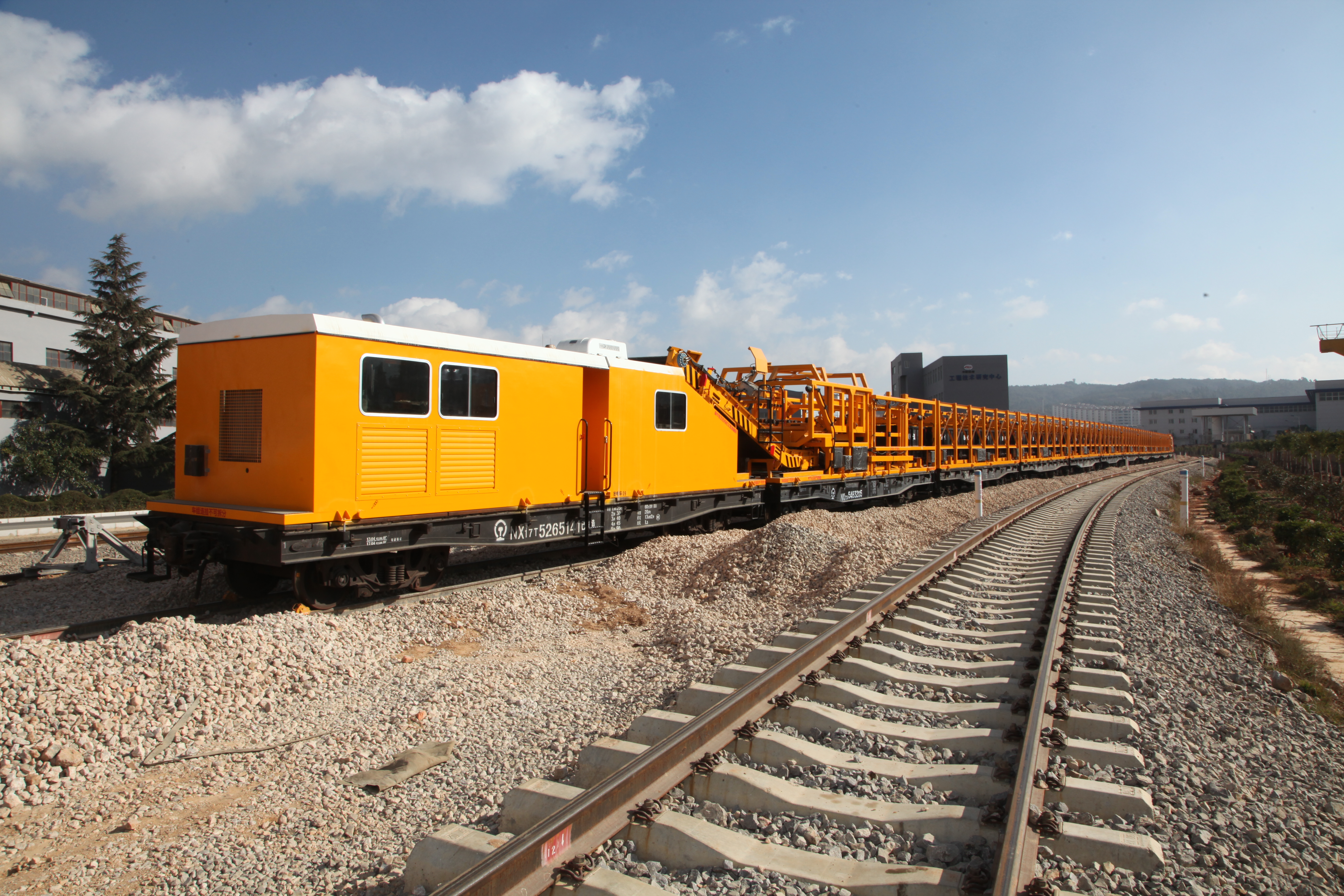 DWY斗式物料運輸車組